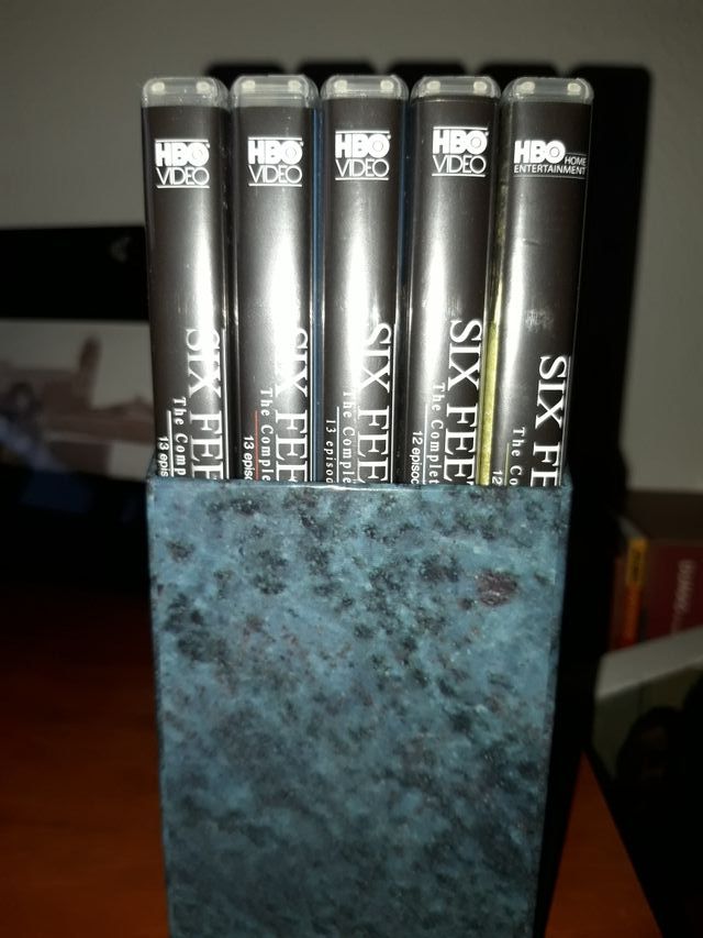 Serie "Six feet under" (A dos metros bajo tierra)