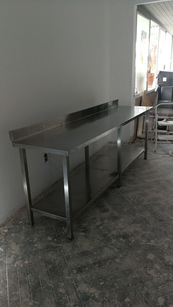 Mesa de trabajo para cocina de segunda mano por 250 € en Puig De\'n ... Mesa de trabajo para cocina de segunda mano por 250 € en Puig De\'n ...