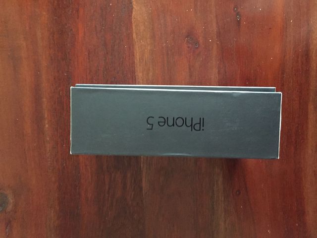 Cajas :IPhone 6,5, 4 y 11 también iPad mini