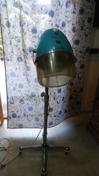 Secador de peluqueria antiguo de segunda mano por 69 EUR en El Raal en  WALLAPOP