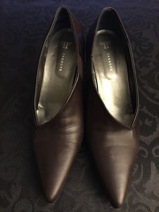 Zapatos mujer Farrutx 38 de segunda mano por 40 EUR en Madrid en WALLAPOP