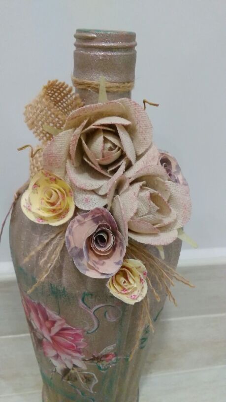 Botella vintage decorada