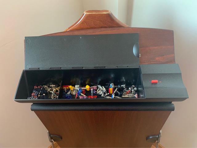 Estupendo Galan de noche