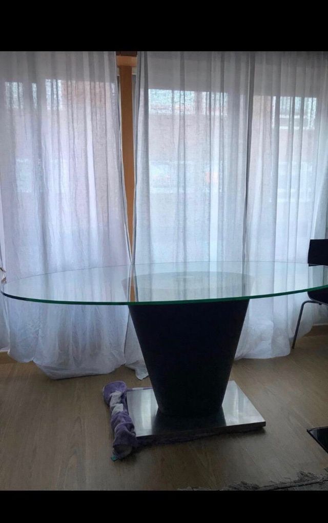 Mesa comedor diseño de cristal de segunda mano por 220 € en A Coruña ... Mesa comedor diseño de cristal de segunda mano por 220 € en A Coruña ...