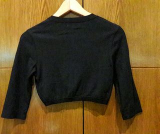 Chaqueta Torera Negra Zara de segunda mano por 8 EUR en Manzanares el Real  en WALLAPOP