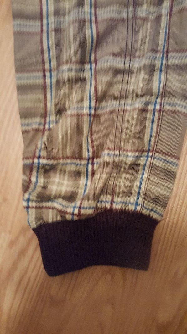 Pantalon berska bombacho sin uso