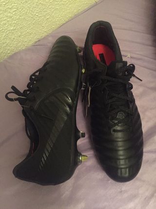tiempo legend 7 pro sg