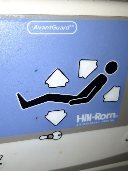 Busco trabajo de Auxiliar de enfermería