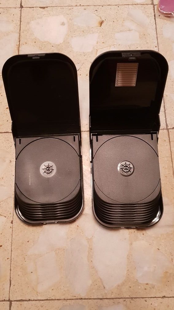 Porta CDs de 20 CDs cada uno
