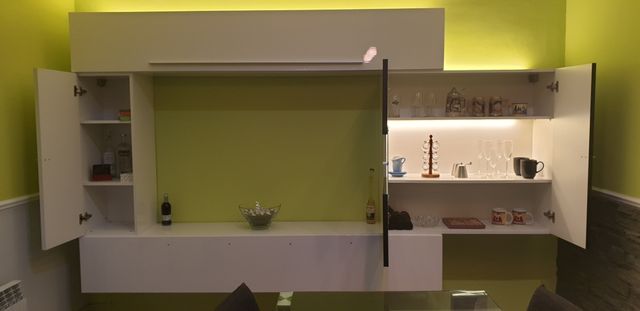 Mueble sala comedor Nuevo Solo Expo de segunda mano por 250 € en ... Mueble sala comedor Nuevo Solo Expo de segunda mano por 250 € en ...