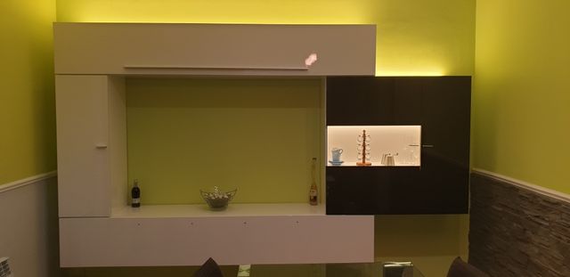 Mueble sala comedor Nuevo Solo Expo de segunda mano por 250 € en ... Mueble sala comedor Nuevo Solo Expo de segunda mano por 250 € en ...
