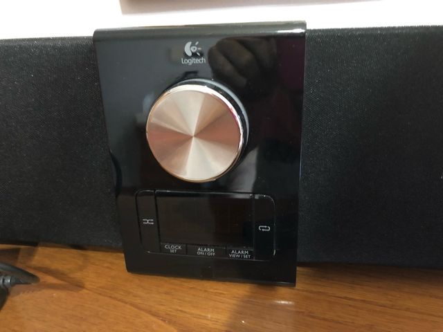 Altavoz-despertador ipod Logitech