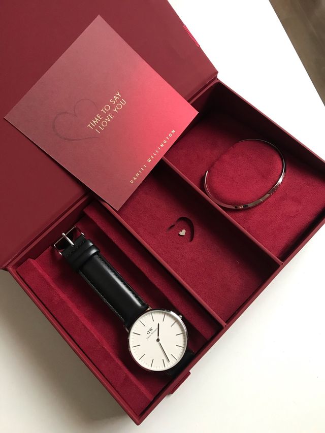 Orologio+braccialetto+spilla Daniel Wellington (originale)