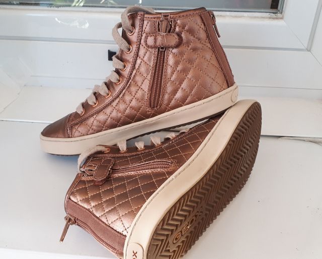Zapatillas/Botas Geox niña. Piel. Talla 34