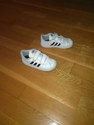 {keywor d} zapatillas niño adidas 26