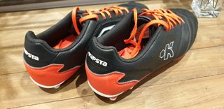 Botas Rugby\\/ Futbol Decathlon de segunda mano por 15 EUR en Villanueva de  la Cañada en WALLAPOP