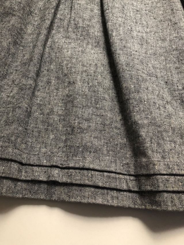 Vestido gris sin mangas. Talla 36