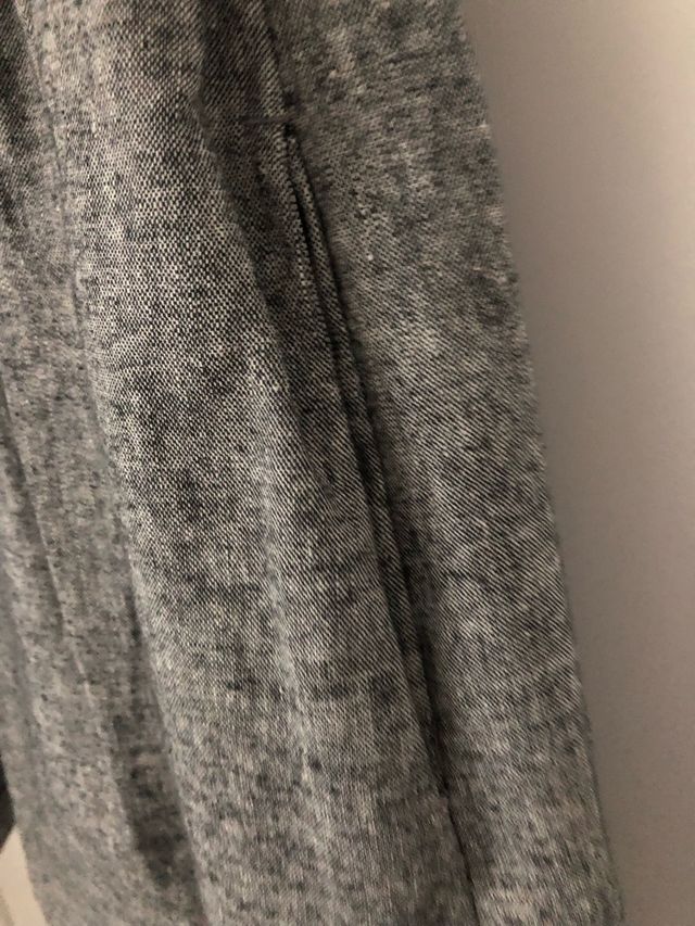 Vestido gris sin mangas. Talla 36