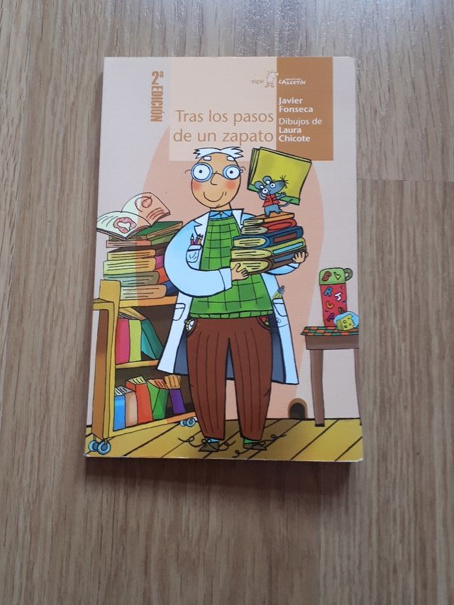 libro de lectura tras los pasos de un zapato