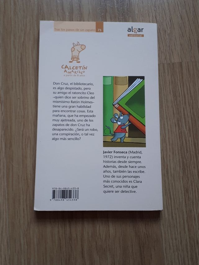 libro de lectura tras los pasos de un zapato