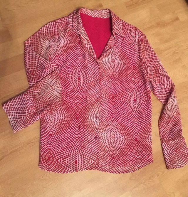 Blusa de boutique Fucsia. Talla 40-42. 