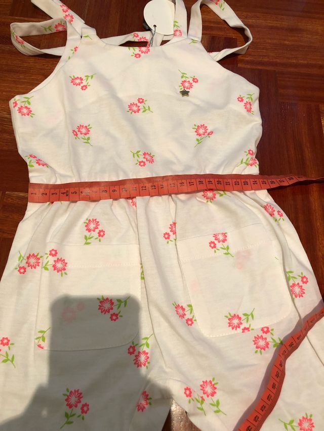 Mono tul y pompón nuevo 