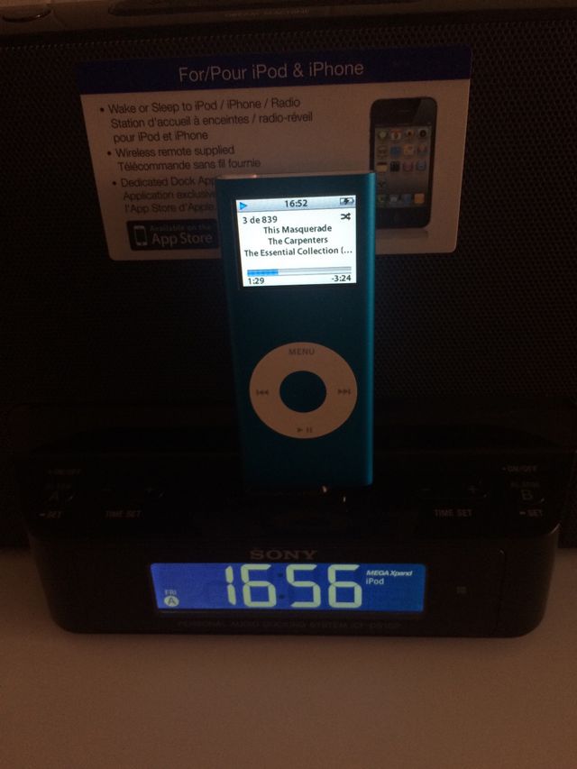 Altavoz Dock Sony. iPod / iPhone / iPad