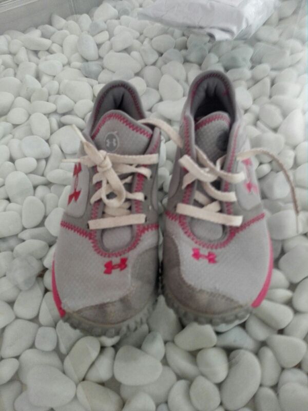 zapatillas de running under armour niña talla 36