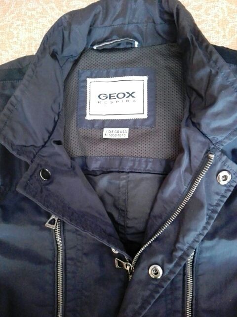 Adiós acción Literatura Chaqueta GEOX hombre azul marino. de segunda mano por 35 € en Zaragoza en WALLAPOP Adiós acción Literatura Chaqueta GEOX hombre azul marino. de segunda mano por 35 € en Zaragoza en WALLAPOP