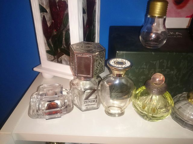 vasetti per profumi vuoti collezione originale