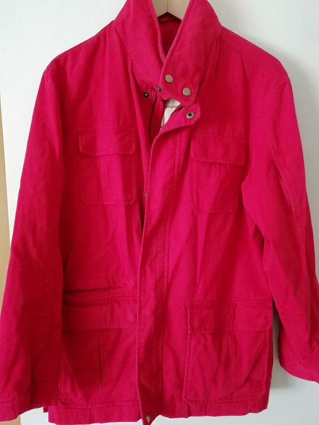 CAZADORA ROJA TALLA 48