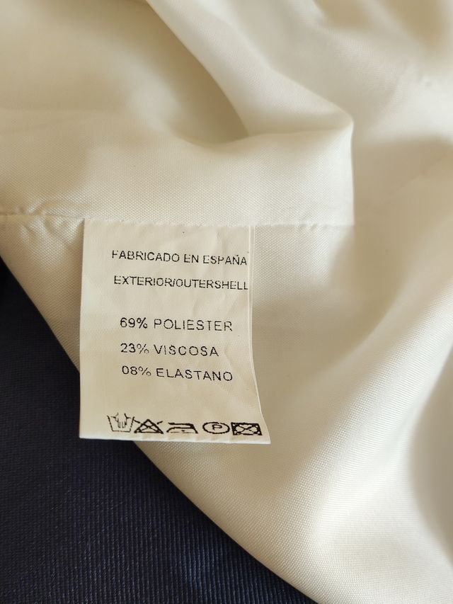 traje de madrina puesto sólo una vez