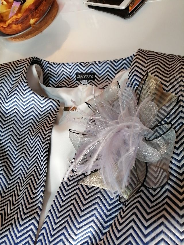 traje de madrina puesto sólo una vez