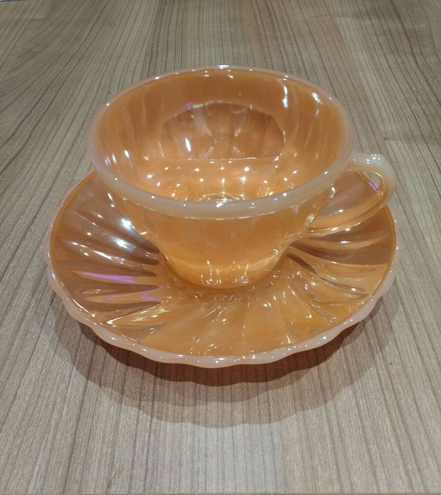 Juego Anchor Hocking 6 tazas con plato