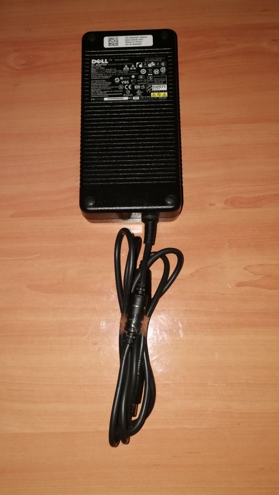 Fuente De Alimentación Dell 210W