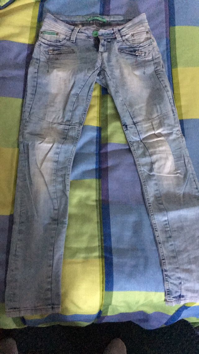 Pantalon pitillo CIPO & BAXX 36 