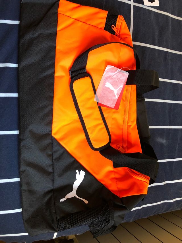 diseño unico mejor selección en línea aquí Bolsa deportes Puma 50 litros de segunda mano por 30 € en Toledo ... diseño unico mejor selección en línea aquí Bolsa deportes Puma 50 litros de segunda mano por 30 € en Toledo ...