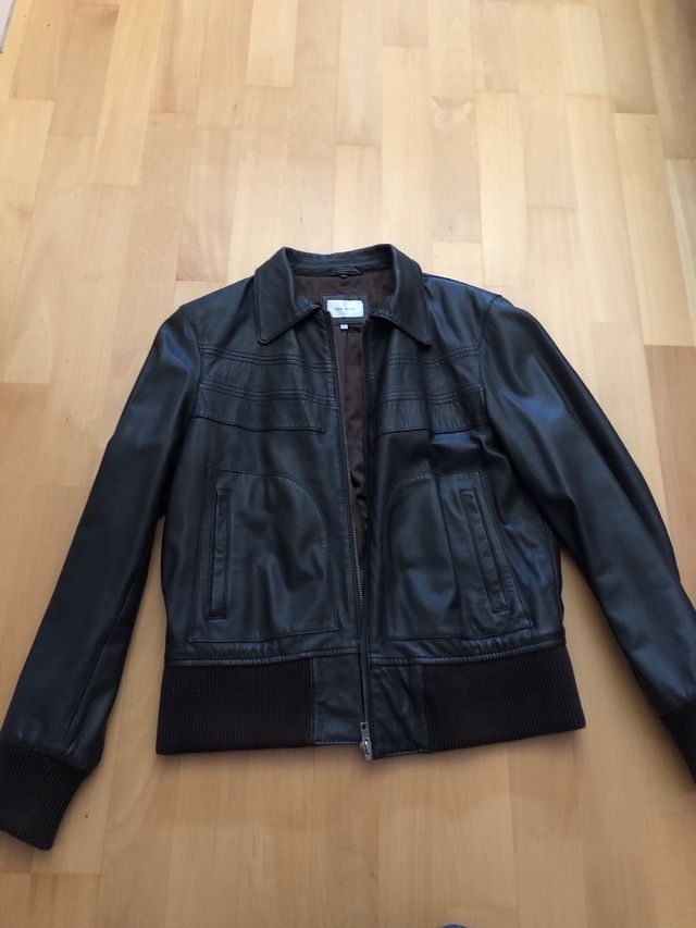 Giacca in pelle marrone scuro