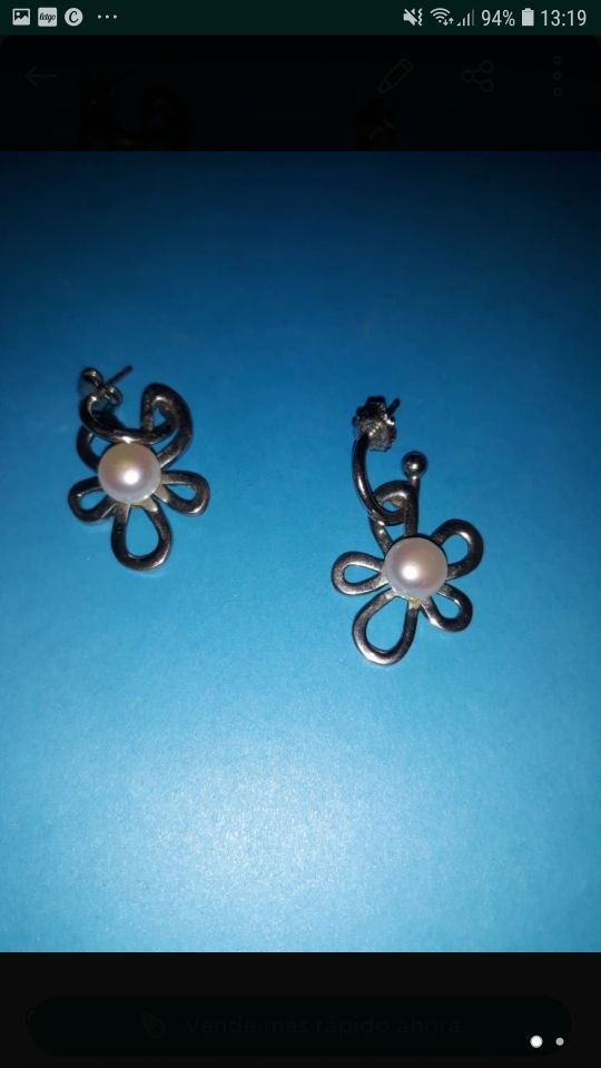 Pendientes plateados