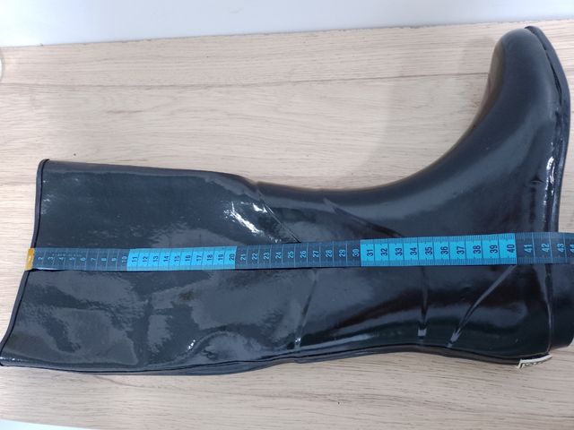 Botas de agua marca Gioseppo