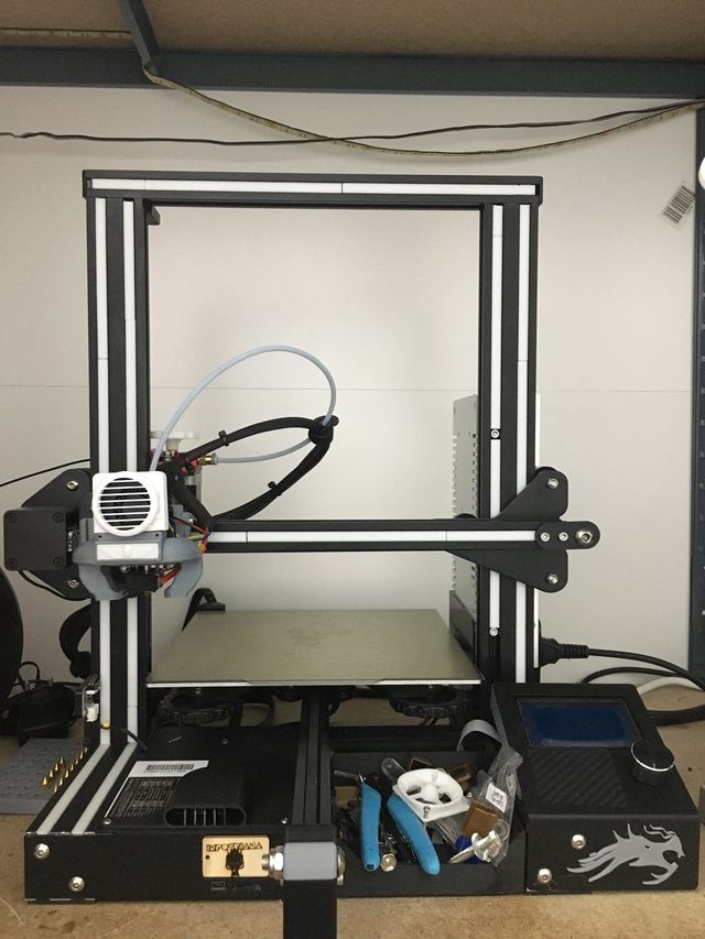 IMPRESORA 3D MONTADA Y FUNCIONANDO .