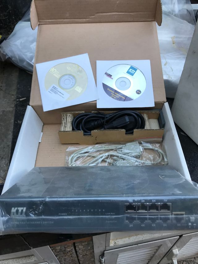 Switch Gestionable Fibra Optica + 9P- 10/100