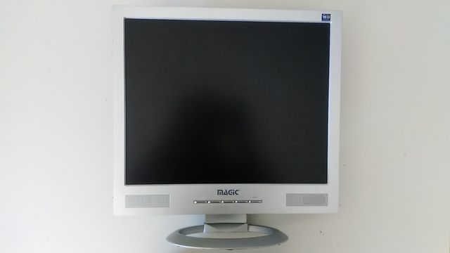 Monitor 17"