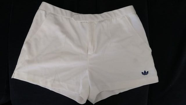 Pantalón corto de deporte Adidas Retro mujer