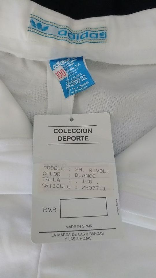 Pantalón corto de deporte Adidas Retro mujer