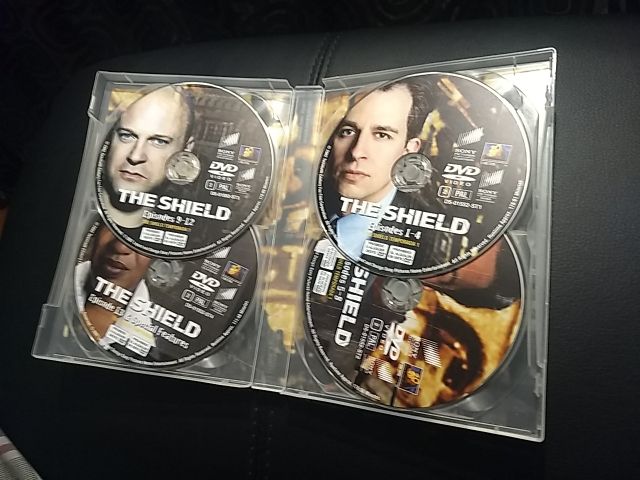 The Shield DVD 1a temporada