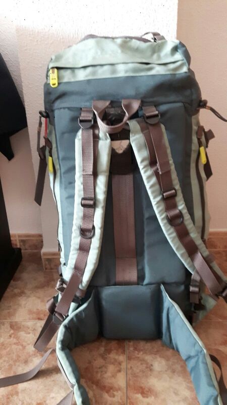 MOCHILA DE MONTAÑA