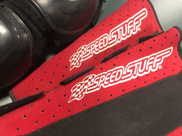 Coderas y espinilleras spped stuff