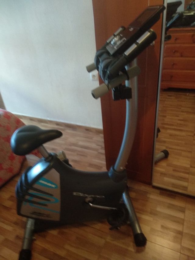 Bicicleta Estática BH Rhyno