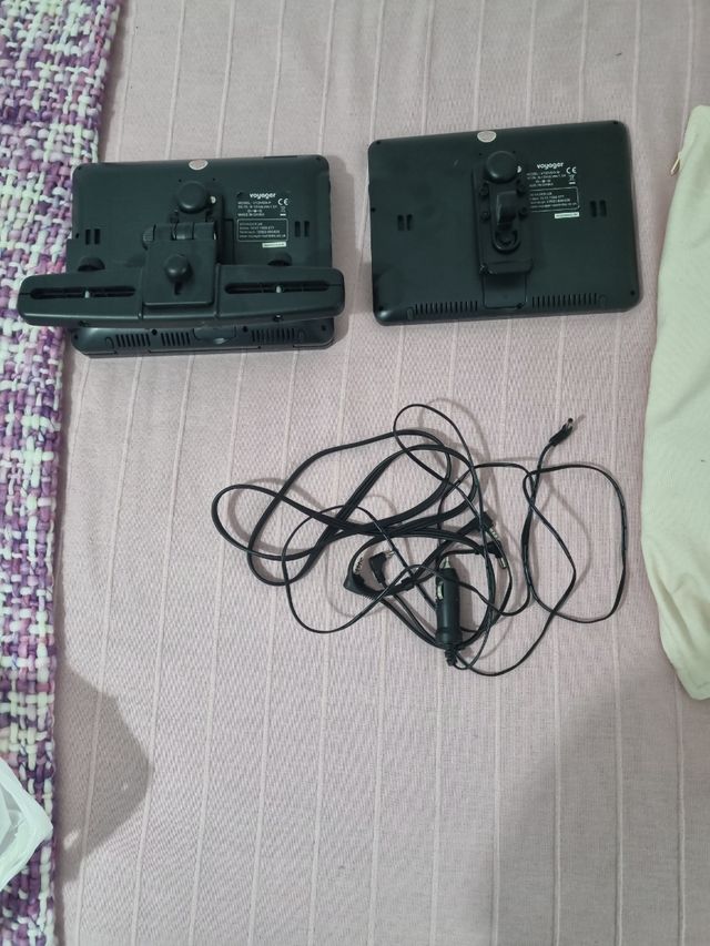 2 pantallas portátiles